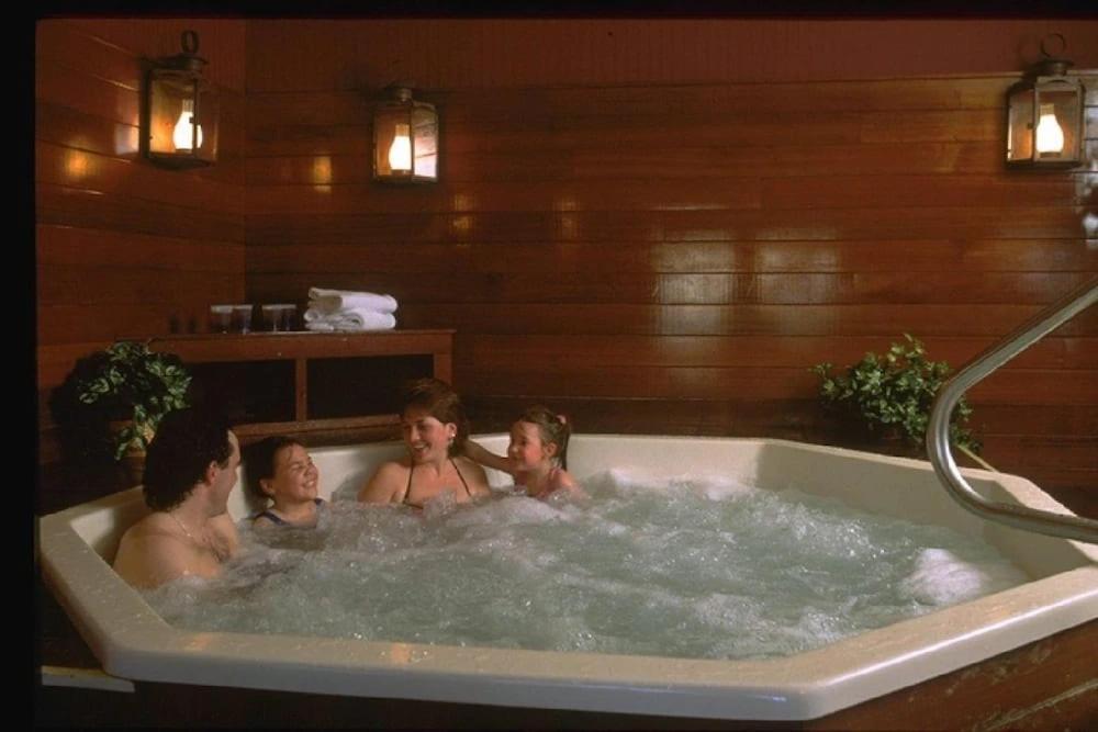 Gorgeous New Zen Suite Sleeps 4-Ski On Off Jiminy ハンコック エクステリア 写真